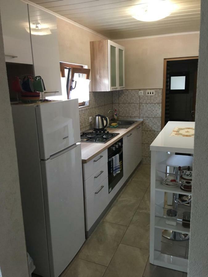 Apartman Anna Ogulin Ngoại thất bức ảnh